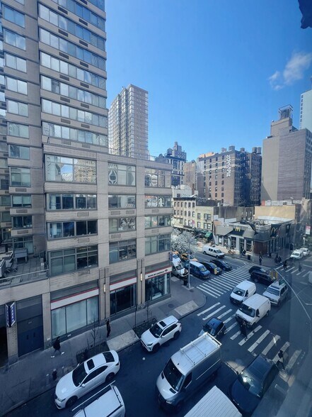 Primary Photo Of 57 W 28th St, New York Storefront Retail Office For Lease