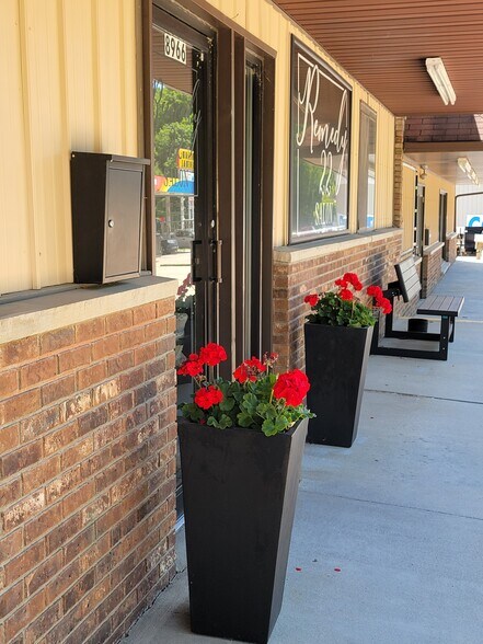 More Photos Of 8972 United Ln, Athens Storefront For Lease