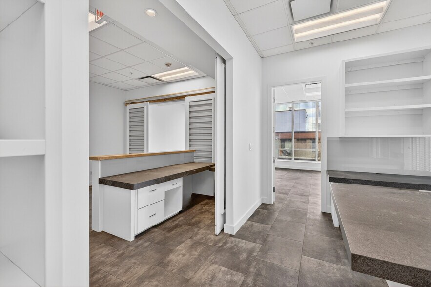 More Photos Of 888 4th Ave SW, Calgary Office For Sale