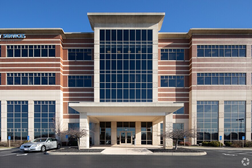 More Photos Of 4270 Ivy Pointe Blvd, Cincinnati Office For Lease