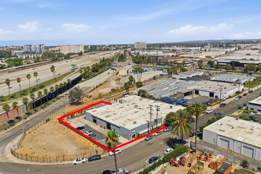 More Photos Of 1845 S Lewis St, Anaheim Manufacturing For Sale