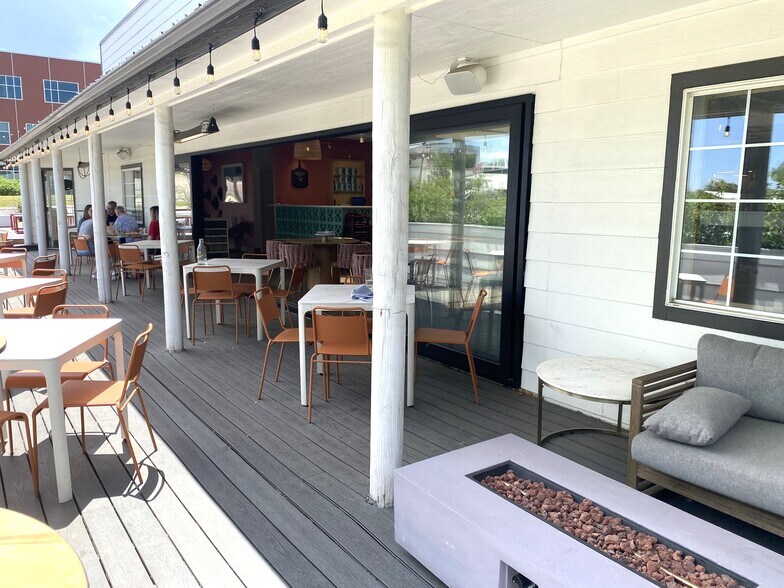 More Photos Of 840 Tabor St, Lakewood Restaurant For Sale