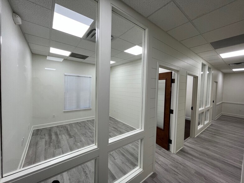 More Photos Of 4477 Legendary Dr, Destin Office Residential For Sale