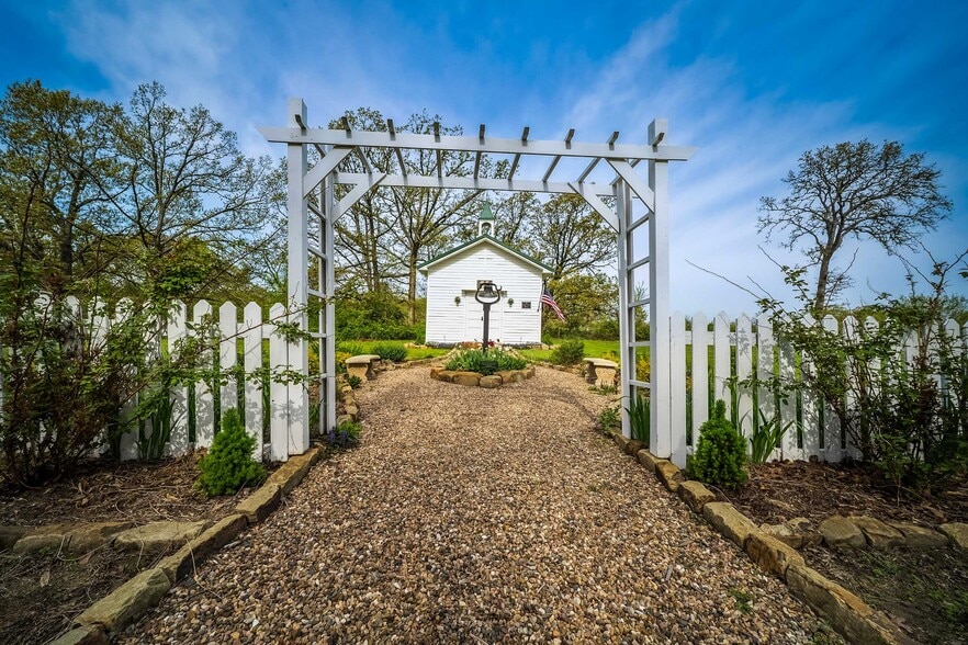 More Photos Of 129 Vaughan Rd, Eldon Lodge Meeting Hall For Sale