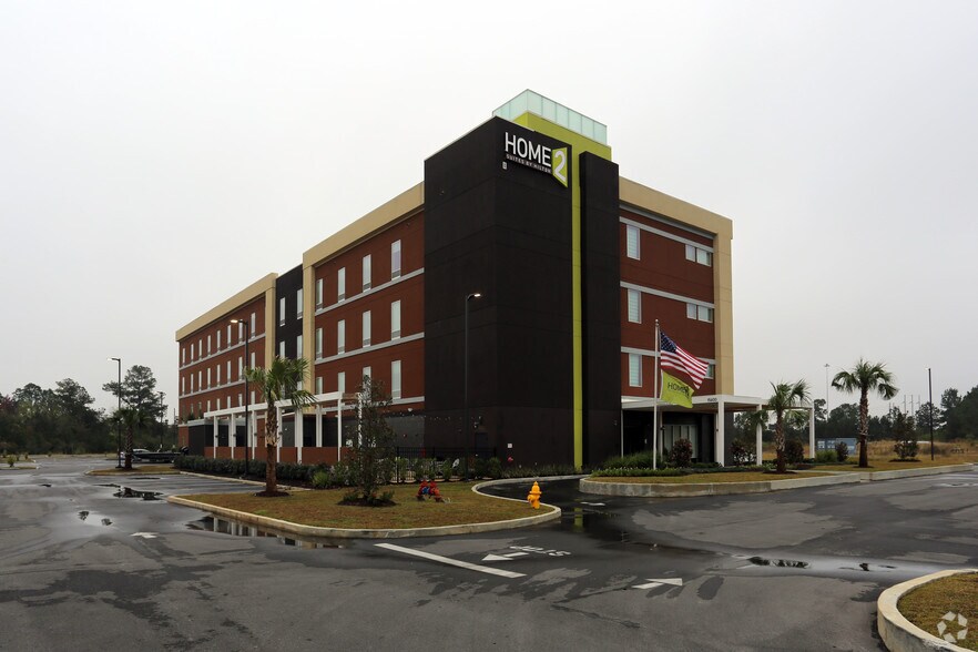 More Photos Of 15600 Daniel Blvd, Gulfport Hotel For Sale