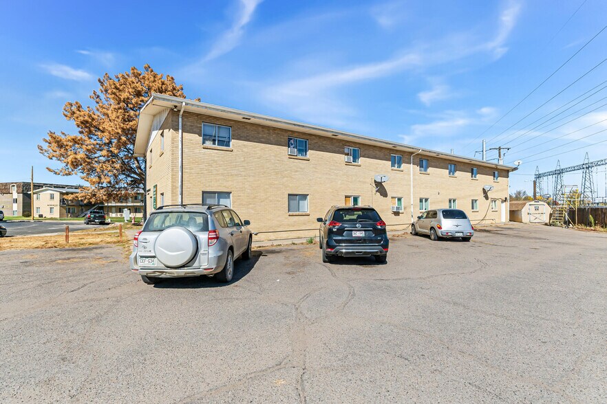 More Photos Of 2435-2459 W 11th St, Greeley Apartments For Sale