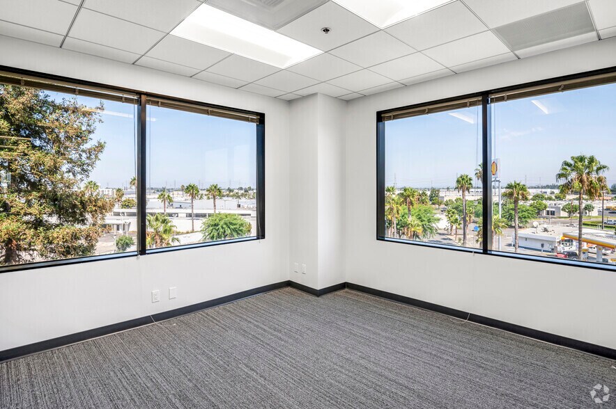 Photo of 4th Floor Ste 425