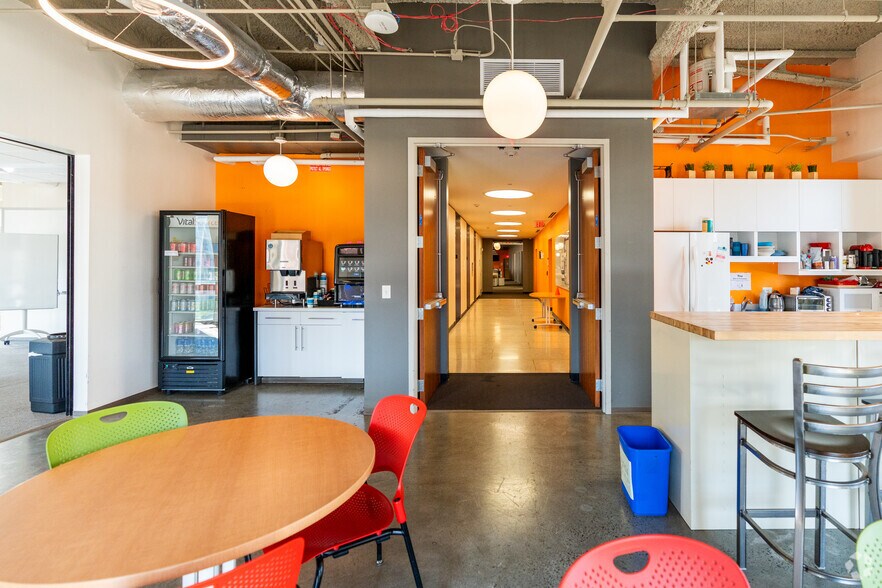 More Photos Of 227 Fayetteville St, Raleigh Office Residential For Lease