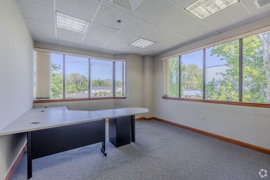 More Photos Of 839 Marshall Phelps Rd, Windsor Loft Creative Space For Sale