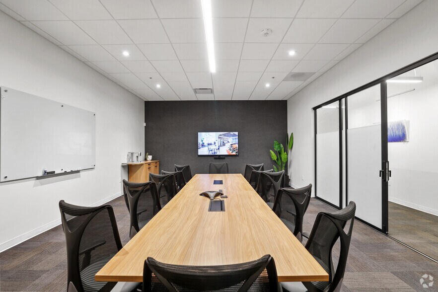 More Photos Of 6200 Village Pky, Dublin Office For Lease