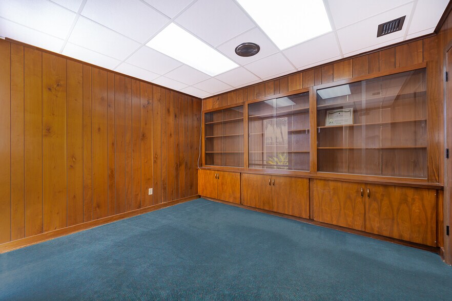 More Photos Of 331 N Maitland Ave, Maitland Medical For Sale