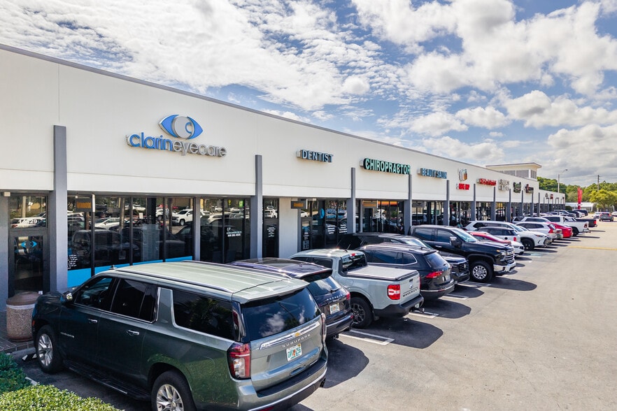 More Photos Of 14401-14415 S Dixie Hwy, Kendall Unknown For Lease