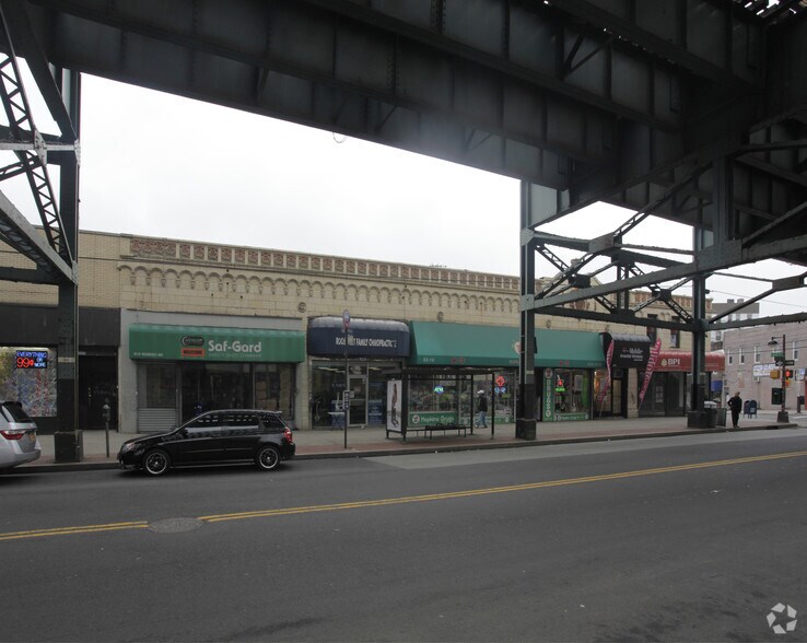 More Photos Of 6327 Roosevelt Ave, Woodside Storefront Retail Residential For Lease