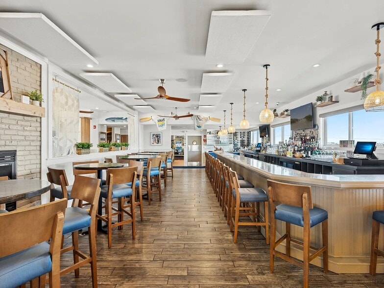 More Photos Of 369 Dune Rd, Hampton Bays Marina For Sale