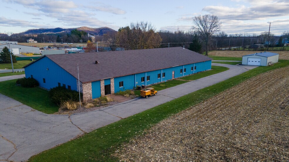 More Photos Of 16771 S 15th St, Galesville Warehouse For Sale