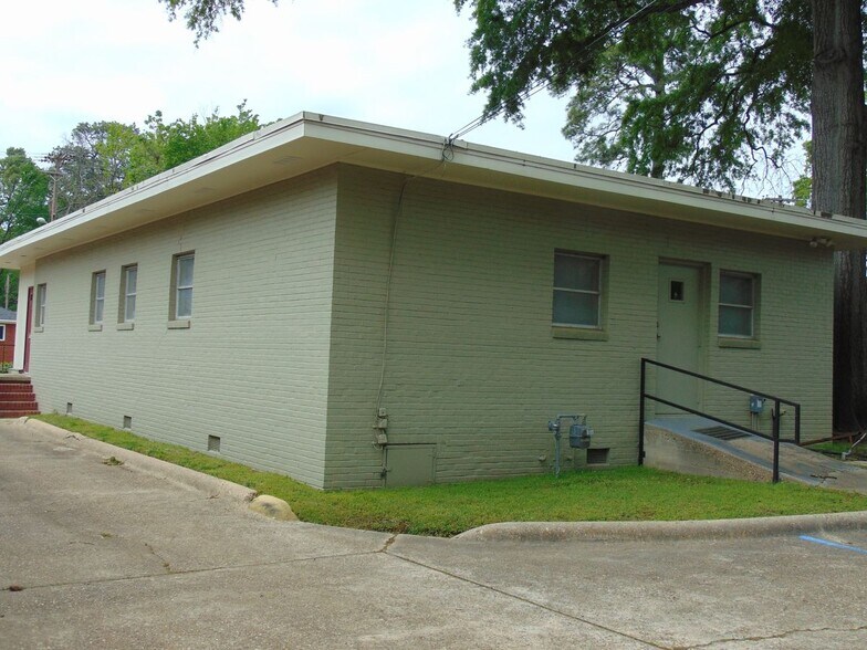 More Photos Of 2311 Line Ave, Shreveport Office Residential For Lease