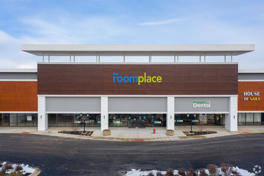 More Photos Of 1200-1620 W 75th St, Downers Grove Unknown For Lease