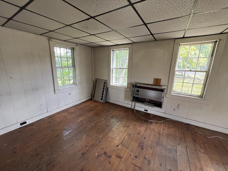 More Photos Of 271 Main St, Union Apartments For Sale