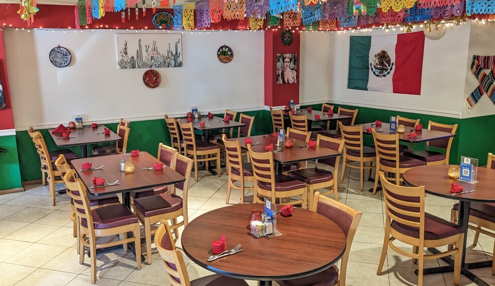 More Photos Of 24-36 Paterson Hamburg Tpke, Riverdale Restaurant For Lease