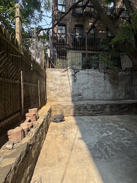 More Photos Of 3207 Hull Ave, Bronx Apartments For Sale