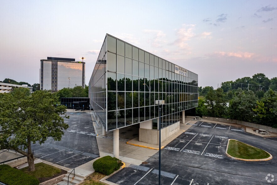Primary Photo Of 1200 E 104th St, Kansas City Office For Lease