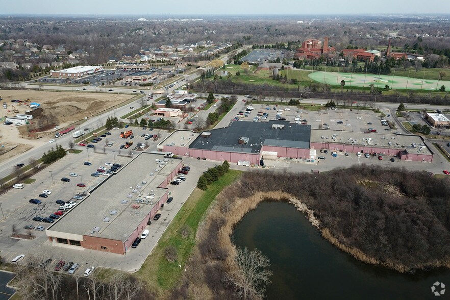 More Photos Of 15077-15185 N Sheldon Rd, Plymouth Unknown For Lease