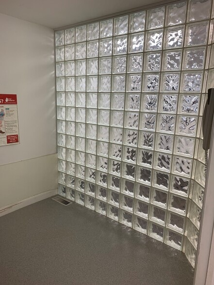 More Photos Of 111 Carleton Ave, Islip Terrace Medical For Lease