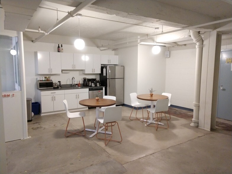 More Photos Of 212 45th St, Pittsburgh Apartments For Sale