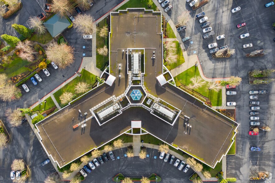 More Photos Of 222 NE Park Plaza Dr, Vancouver Office For Lease