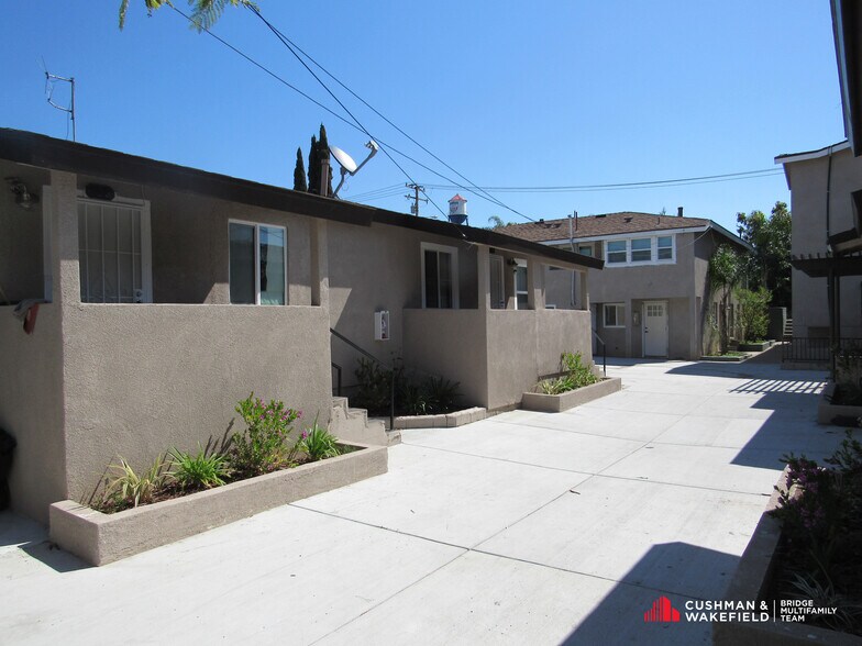 More Photos Of 133 S Melrose St, Placentia Apartments For Sale