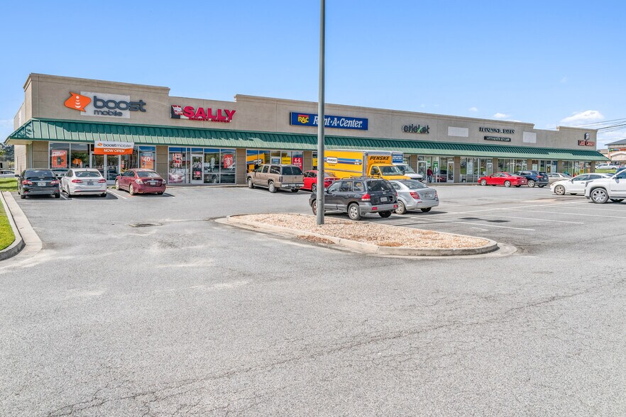 More Photos Of 1867-1896 US Highway 82 W, Tifton Freestanding For Lease