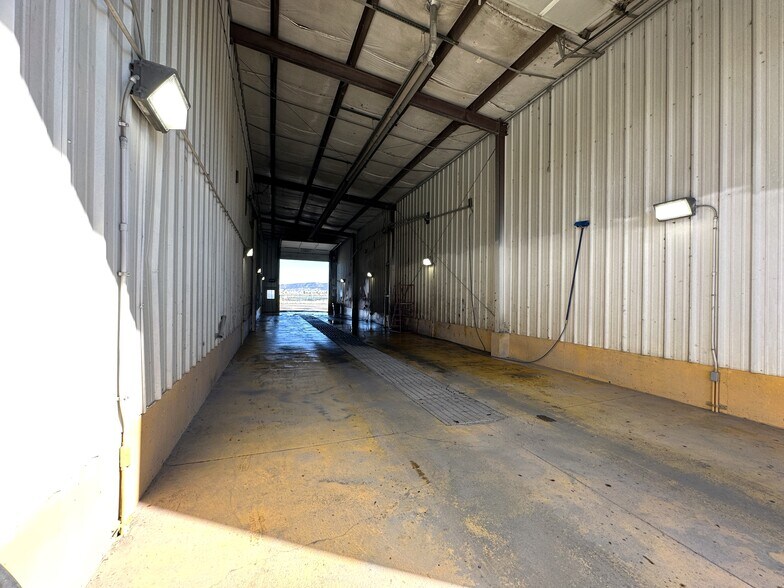 More Photos Of 2870 N Townsend Ave, Montrose Carwash For Sale