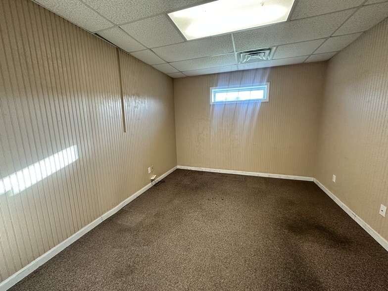 More Photos Of 5019 Char-Augusta Rd, Bamberg Warehouse For Sale