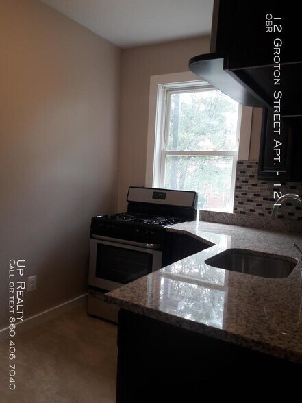 More Photos Of 12-16 Groton St, Hartford Apartments For Sale