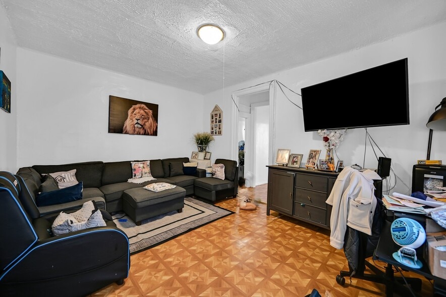 More Photos Of 1967-1971 Marmion Ave, Bronx Apartments For Sale