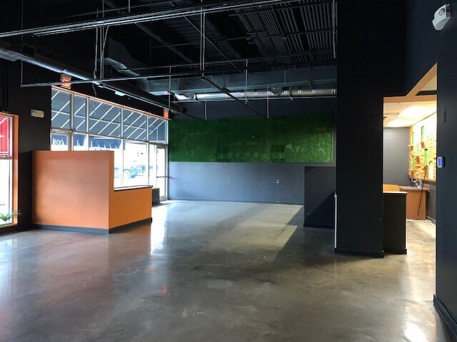 More Photos Of 308 S 9th St, Columbia Apartments For Lease