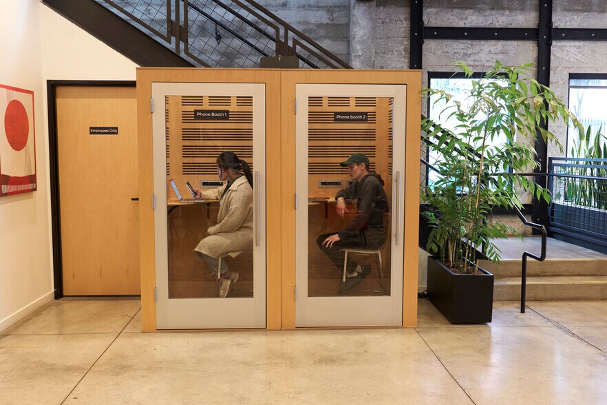 More Photos Of 1528 Webster St, Oakland Office For Lease