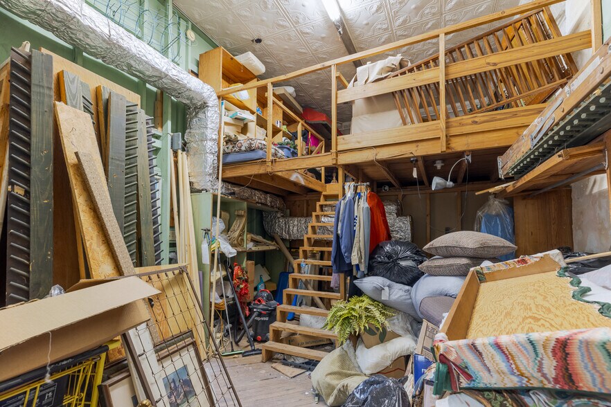 More Photos Of 221 W Lamar St, Americus General Retail For Sale