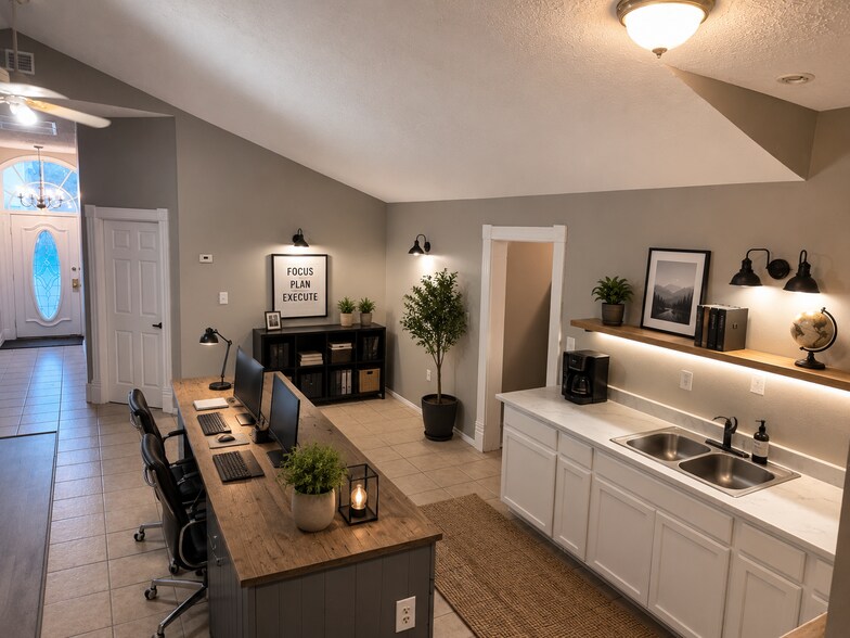 More Photos Of 127 Main St, North Middletown Office For Lease