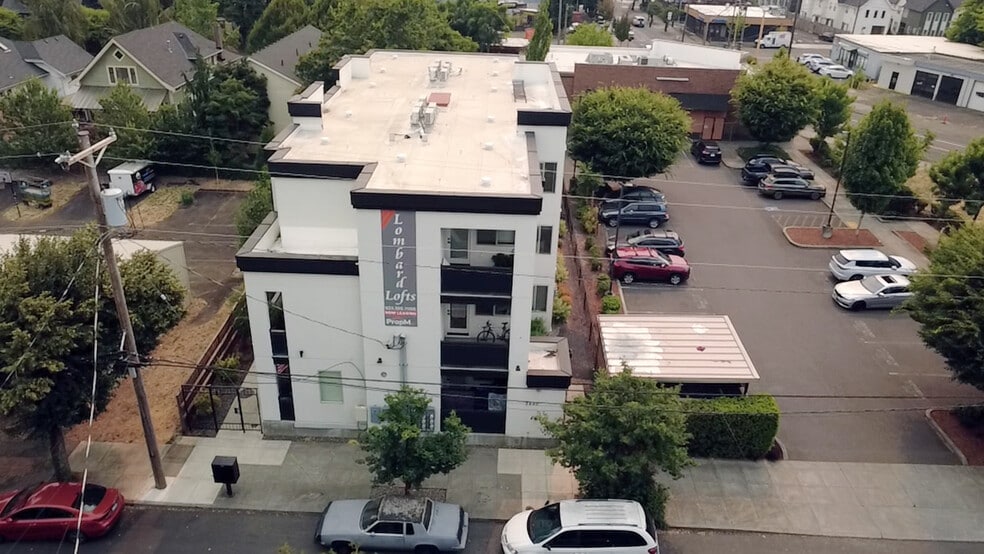 More Photos Of 7530 N Richmond Ave, Portland Apartments For Sale