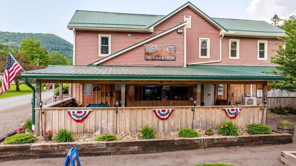 More Photos Of 184 Jamison City Rd, Benton Restaurant For Sale