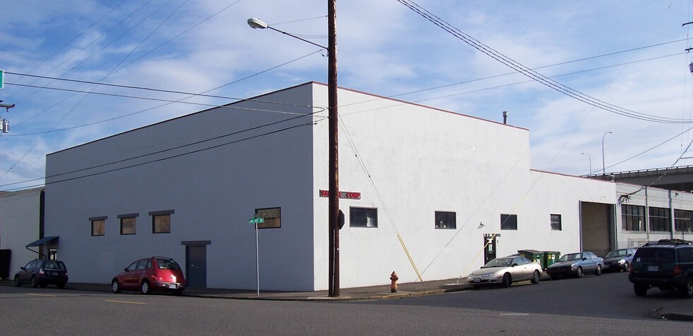 More Photos Of 1991 NW Upshur St, Portland Warehouse For Lease