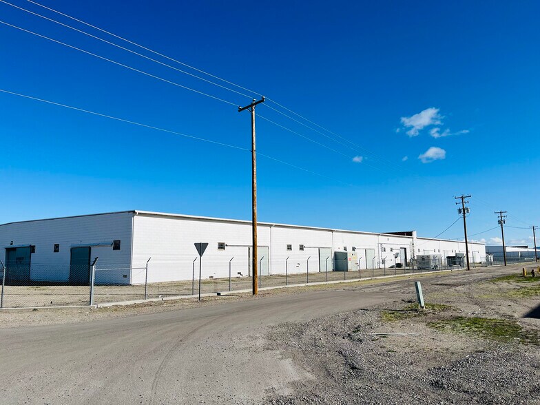 More Photos Of 1492 W K Ave, Tooele Warehouse For Sale