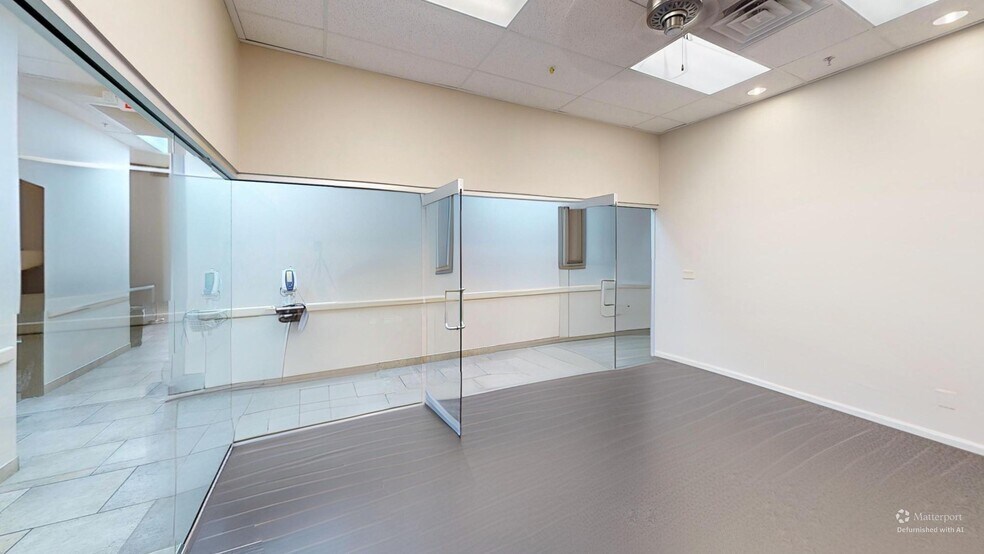 More Photos Of 5225 S Durango Dr, Las Vegas Medical For Sale