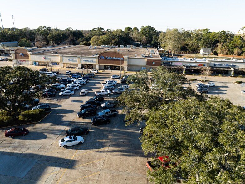 More Photos Of 2668 Johnston St, Lafayette Unknown For Lease