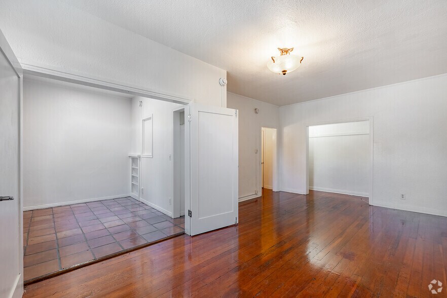 More Photos Of 1843 N Cherokee Ave, Los Angeles Apartments For Sale