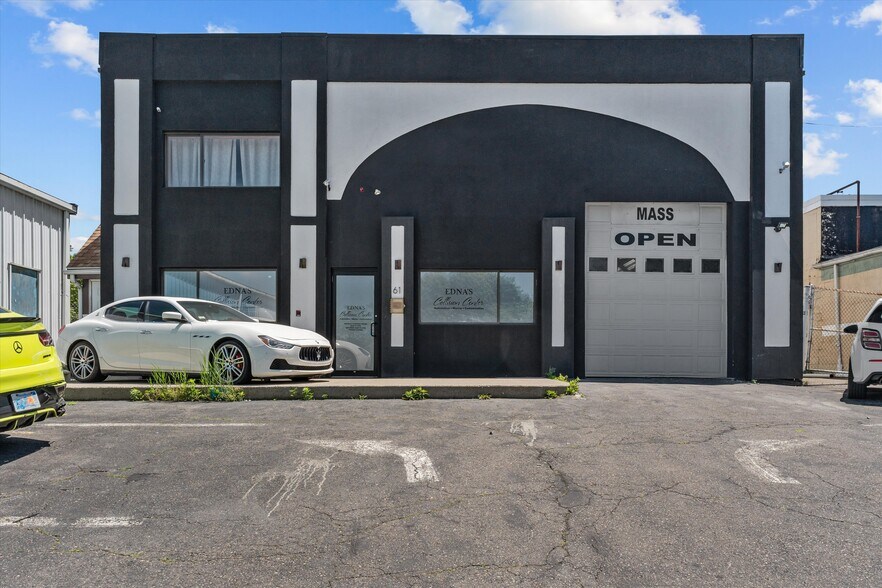 More Photos Of 212 Everett St, Revere Auto Repair For Sale