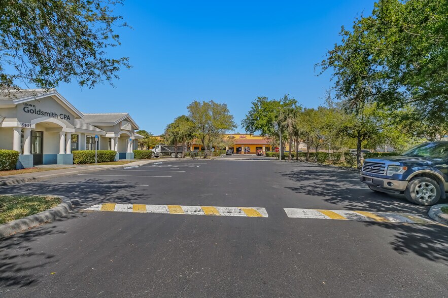 More Photos Of 9101 W College Pointe Dr, Fort Myers Medical For Sale