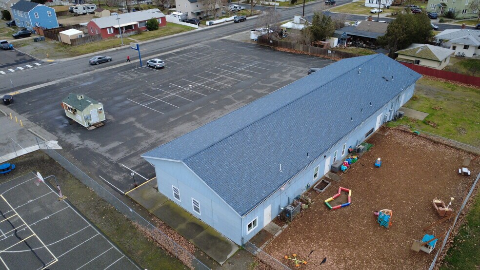 More Photos Of 1217 Thayer Dr, Richland General Retail For Sale