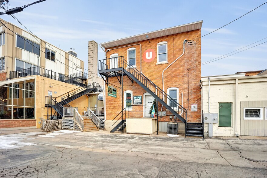 More Photos Of 1228-1240 Main St, Green Bay Storefront Retail Office For Sale